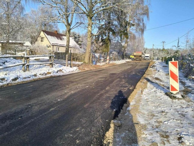 Remont drogi w Wygoninie ma się zakończyć w połowie grudnia tego roku.