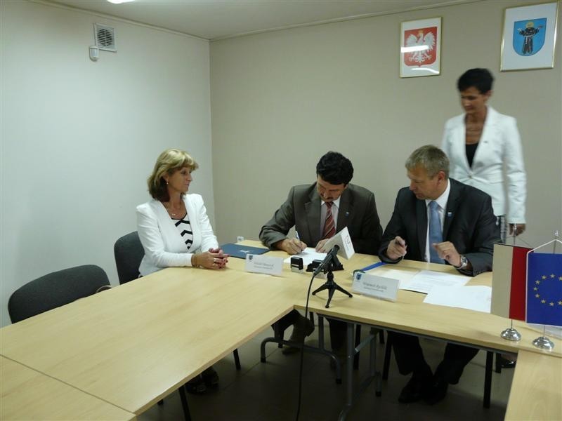 Umowa na remont pediatrii w Zduńskiej Woli podpisana została...