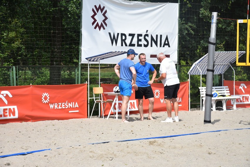 Trwają Mistrzostwa Wielkopolski Strażaków PSP w Siatkówce Plażowej [GALERIA]