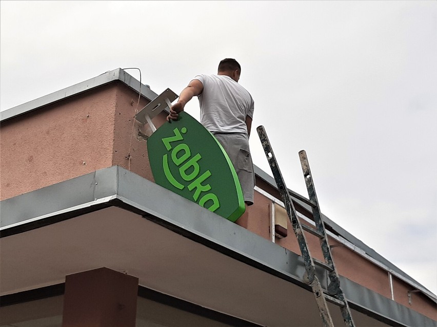 Nowa Żabka na ukończeniu, na włoską restaurację jeszcze poczekamy. Zmiany w centrum Goleniowa