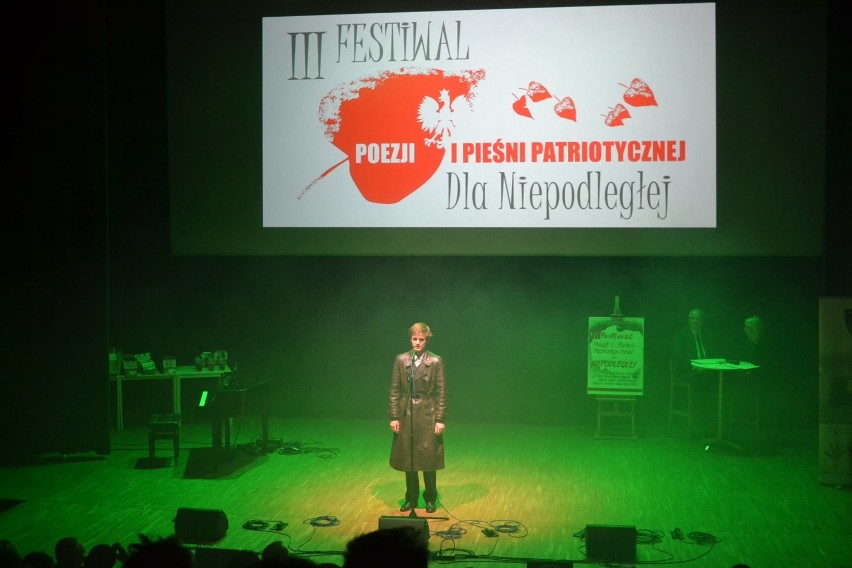  Festiwal Poezji i Pieśni Patriotycznej „Dla Niepodległej”. Koncert laureatów [zdjęcia, lista laureatów]