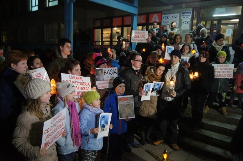 Protest pod szpitalem w Kutnie