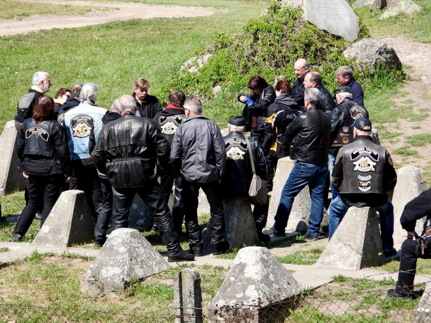 Zwiedzanie MRU w Pniewie przez Entuzjastów Harley-Davidson z Niemiec [ZDJĘCIA]