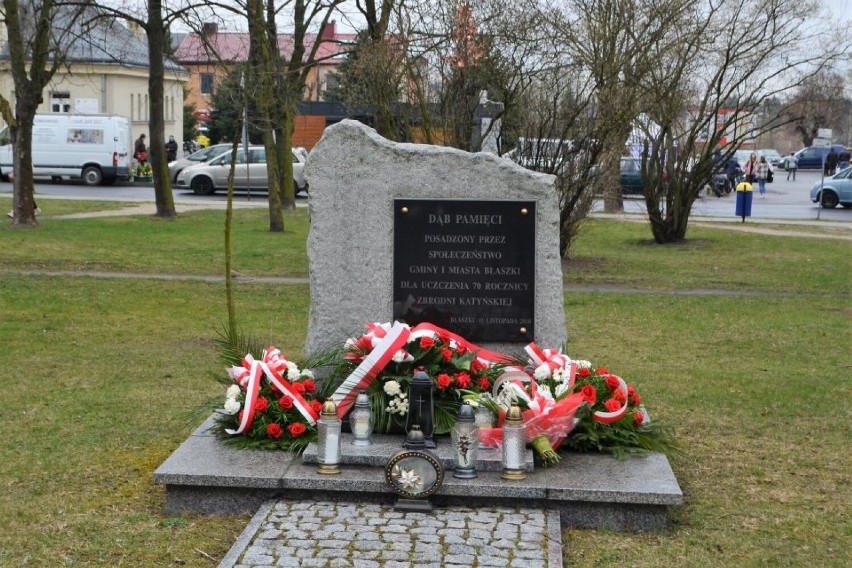 Rocznica zbrodni katyńskiej i katastrofy smoleńskiej uczczona w Błaszkach ZDJĘCIA