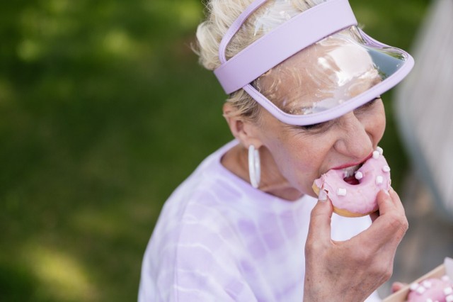 Ścisła dieta, wyrzeczenia i nakazy? Nie, do szczupłej sylwetki można dojść w łatwiejszy sposób. 

Zobacz 7 trików, które przyspieszą spalanie tłuszczu i chudnięcie. Przesuwaj zdjęcia w prawo, ew. naciśnij strzałkę lub przycisk NASTĘPNE.