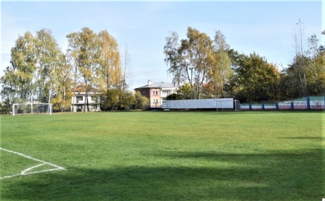 Tak wygląda obecnie boczne boisko Przeboju Wolbrom