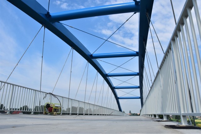 Nowy most pieszo-rowerowy nad Kanałem Ulgi ma być otwarty we wrześniu. Prezydent Arkadiusz Wiśniewski proponuje, by jego patronem został Joachim Halupczok