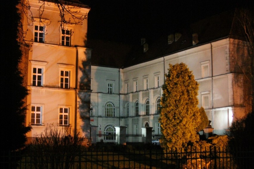 Zamek w Koźminie Wielkopolskim powstał w XIV w., a z...