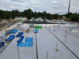 Nowy basen w Żorach! W Roju powstaje nowoczesne kąpielisko. Prace wkroczyły już w fazę wykończenia - zobacz ZDJĘCIA