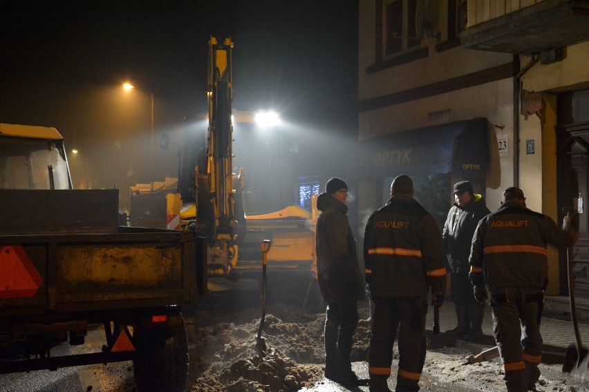 Awaria wodociągu w centrum Międzychodu