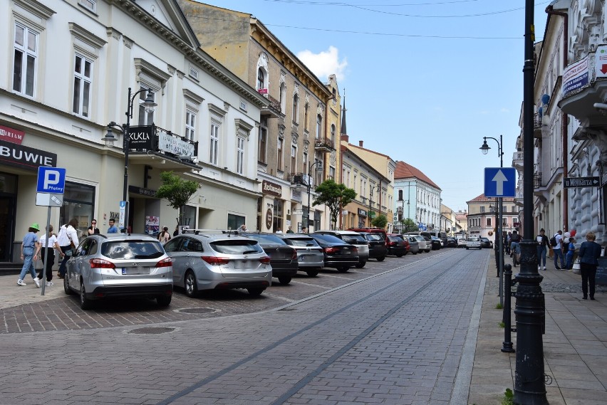 Płatny postój w Strefie Płatnego Parkowania będzie...