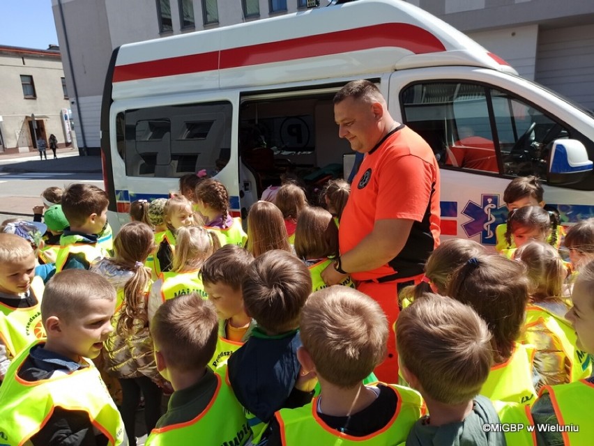 O udzielaniu pierwszej pomocy w wieluńskiej bibliotece