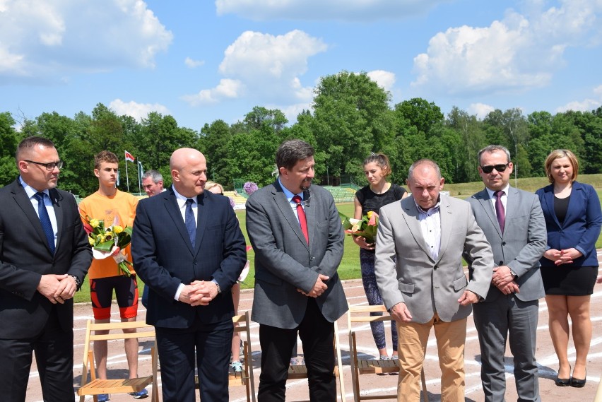 Umowa podpisana! Ruszy przebudowa stadionu MOSiR