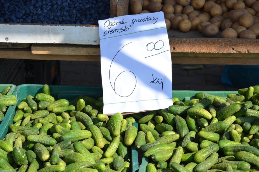 Ile kosztują warzywa i owoce? Sprawdziliśmy ceny na miejskim, największym targowisku w Głogowie