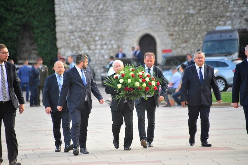 W katedrze wawelskiej odbyła się Msza Święta z okazji 70. urodzin śp. Lecha Kaczyńskiego