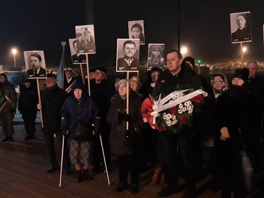 Pamięci żołnierzy wyklętych - uroczystości w Kołobrzegu 