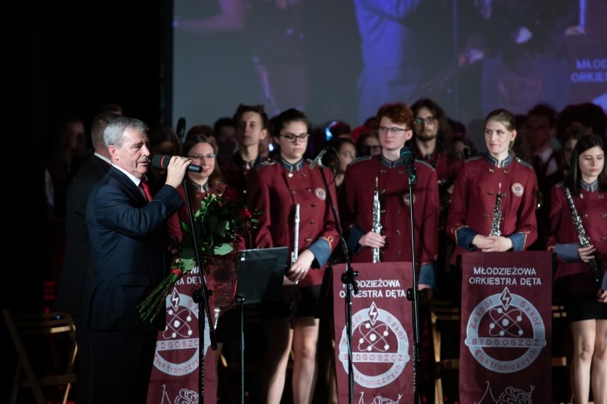 50 lat! Od takiego czasu prowadzi działalność Młodzieżowa...