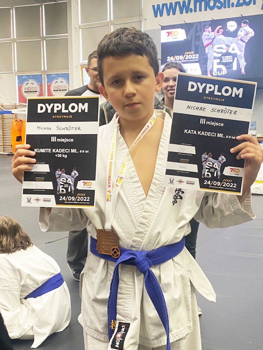 Ogólnopolski Turniej Karate  Kyokushin  " SARI CUP 2022", legniczanie z medalami