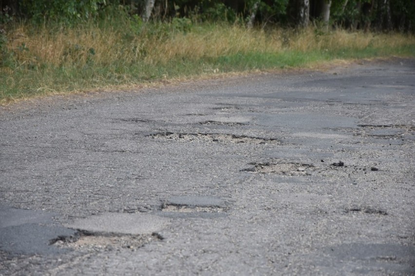 Fatalny odcinek drogi Kuślin - Dąbrowa