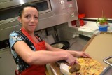 Plebiscyt Smakosz 2013: Marzena Szymańska - kucharka w Pub-Pizzeria Oaza w Miastku