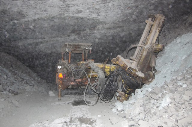 Maszyna górnicza po wstrząsie 19 marca