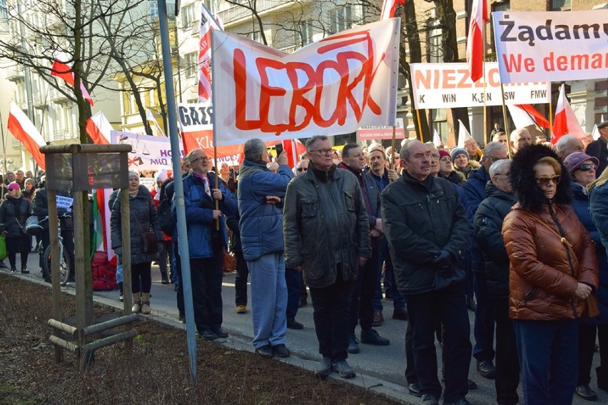 Radny z Lęborka na manifestacji w Warszawie. Pojechał wesprzeć rząd w reformie sądownictwa