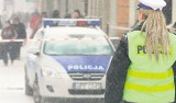 Koniec kitek. Policja musi iść do fryzjera