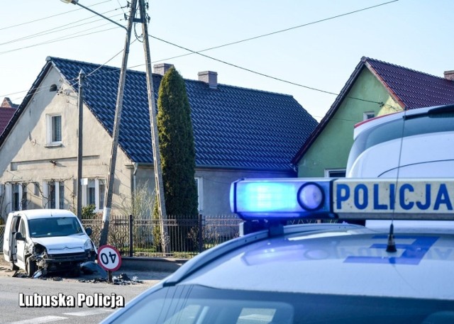 28-latek ukradł paliwo, uciekał przed policją i spowodował kolizję w Sycowicach.