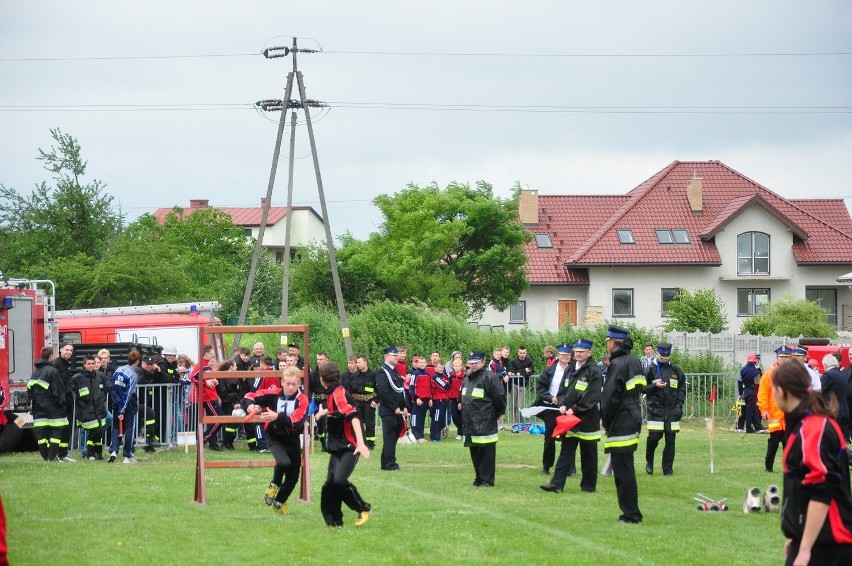 VIII Powiatowe Zawody Sportowo - Pożarnicze OSP i Młodzieżowych Drużyn Pożarniczych (zdjęcia)
