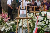 Dziś na cmentarzu w Giżynku było ostatnie pożegnanie pułkownika Waldemara Janiaka (29.07.2013 rok)