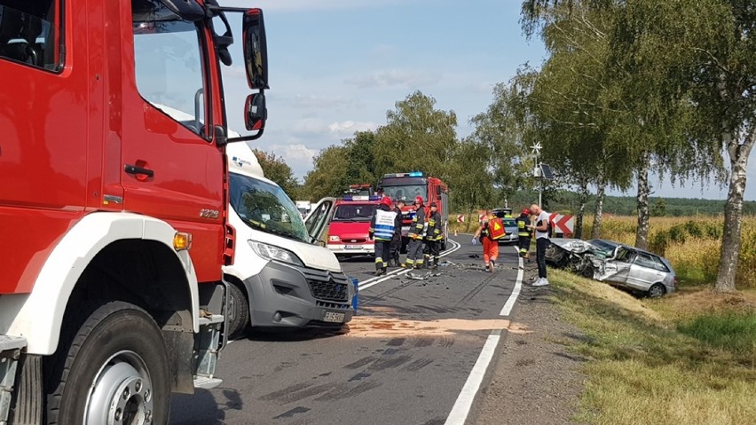 Drołtowice: Lotnicze pogotowie zabrało do szpitala poszkodowanego w wypadku 