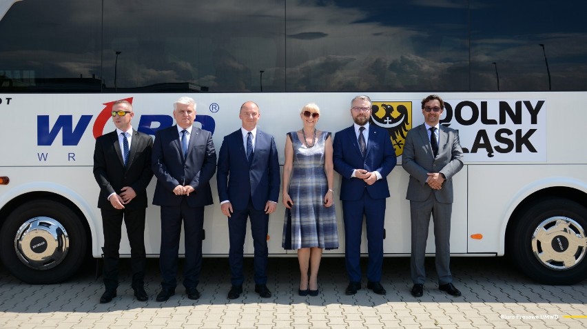 Likwidacja WORD-ów w Jeleniej Górze, Wałbrzychu i Legnicy. Jakie zmiany czekają zdających?