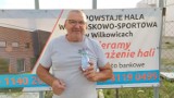 Wracamy do tematu szkoły w Wilkowicach! Sylwester Przydrożny, radny gminy Lipno, krytykuje pomysł szkoły modułowej