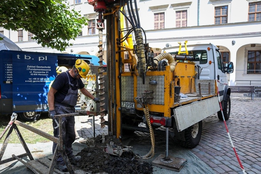 Tunele pod Zamkiem odkryte, ale nadal nie można tam wejść