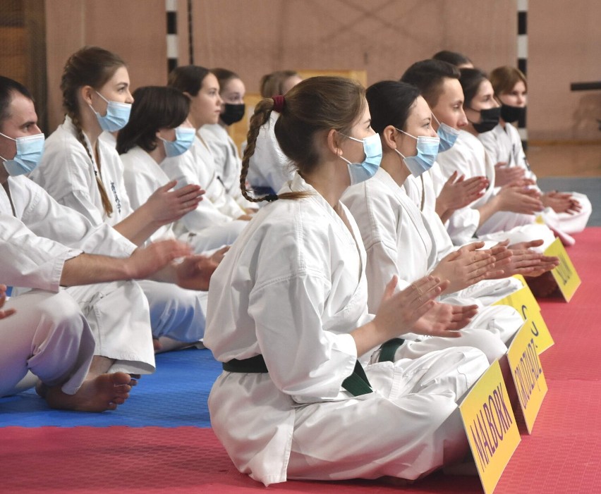 Sztum-Malbork. Mistrzostwa w karate utrudnione przez pandemię. Rywalizowali zawodnicy z sześciu sekcji malborskiego klubu