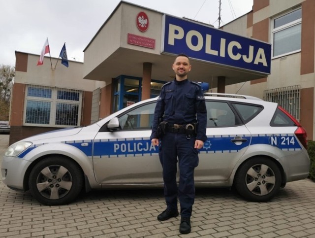 Gdynia. Policjant uratował mężczyznę. 15.11.2022 r.
