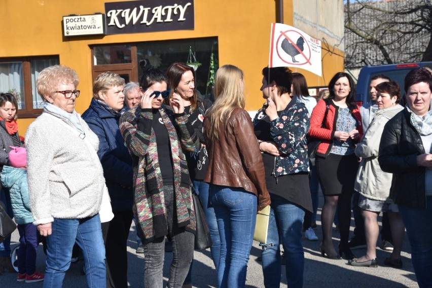 Mieszkańcy Mieściska przekazali do urzędu petycję przeciwko budowie fermy drobiu 