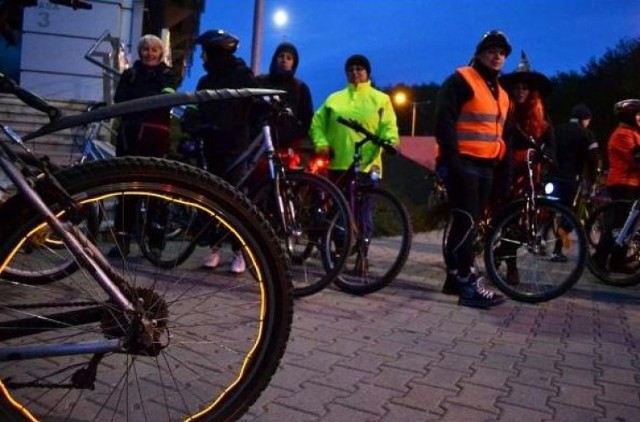 Zbliża się koniec miesiąca. W związku z tym, przez Bydgoszcz ...