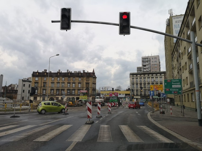 Zmiana organizacji ruchu na skrzyżowaniu ulic: Katowickiej, Chorzowskiej, Miarki, Siemianowickiej i Witczaka