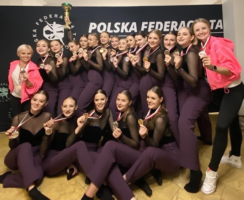 Grupy taneczne z Rzeszowa wytańczy mistrzostwo i drugie wicemistrzostwo Polski w jazz dance
