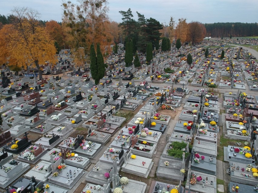 Cmentarz w Dojlidach w Białymstoku z lotu ptaka
