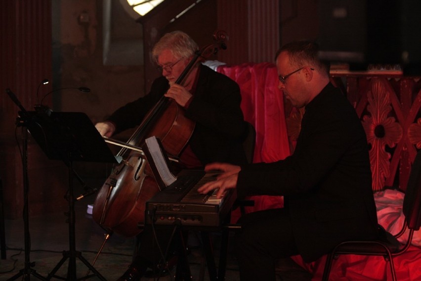 Międzybórz: Koncert Trio Taklamakan na otwarcie obchodów 100-lecia niepodległości (GALERIA)