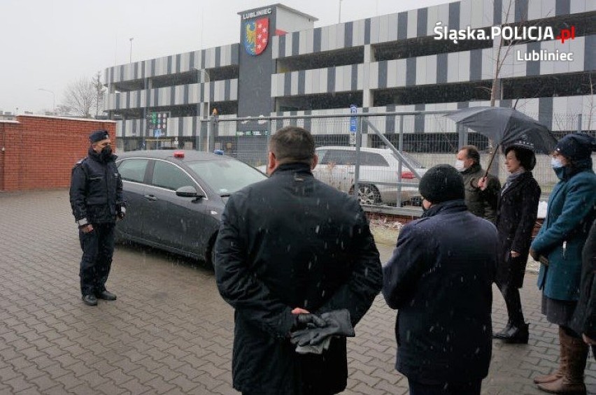 Nowy nieoznakowany radiowóz trafił do policji w Lublińcu