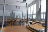Awaryjne rozwiązania w szkołach z powodu braku nauczycieli. W Holandii lekcje poprowadzą prelegenci, a tydzień nauki zostanie skrócony