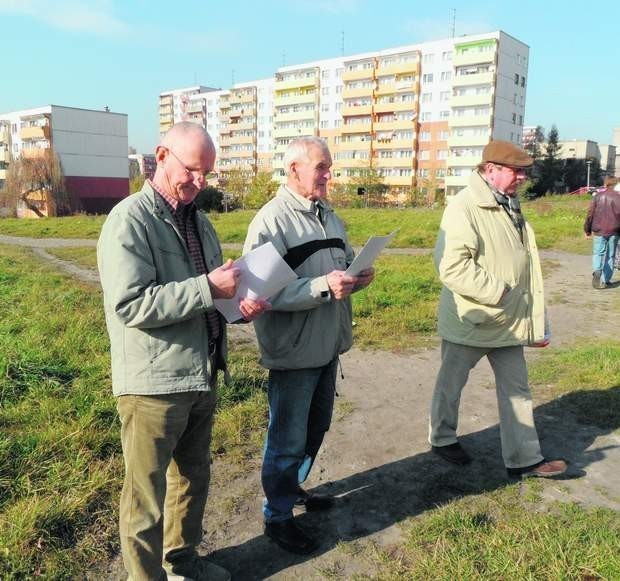 Jerzy Jałowiecki (z lewej) i Władysław Kot mają stek pism w tej sprawie