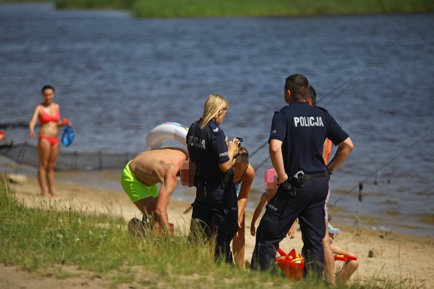 Tłumy nad Zalewem Cieszanowickim, interweniowała policja.