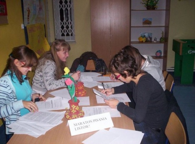 Maraton pisania listów w Chorzowie odbędzie się w Gimnazjum nr 2 (ul. Sportowa 4)