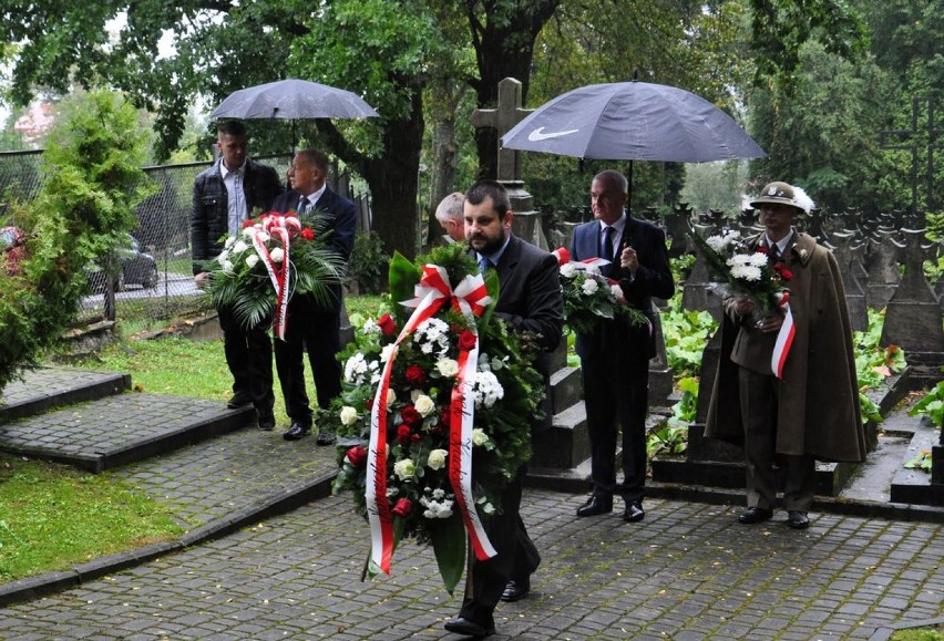 W niedzielę Grób Katyński znajdujący się na Cmentarzu...
