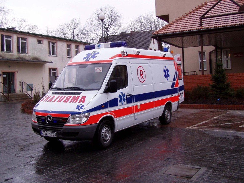 Jest dotacja na nową karetkę dla szpitala w Szczecinku. Ambulans bardzo potrzebny 