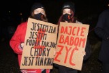 Strajk Kobiet Radomsko 2020. Kolejny protest, także pod domem poseł Anny Milczanowskiej 30.10 [ZDJĘCIA, FILM]